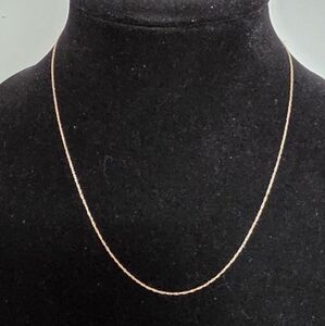 10k Gold Chain 17 1/2 Inches .53g